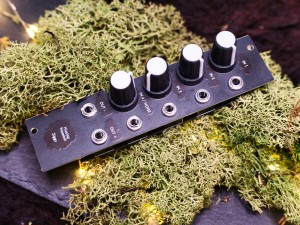 hs-113 Ziggy - 4 Channel Mixer Large Image